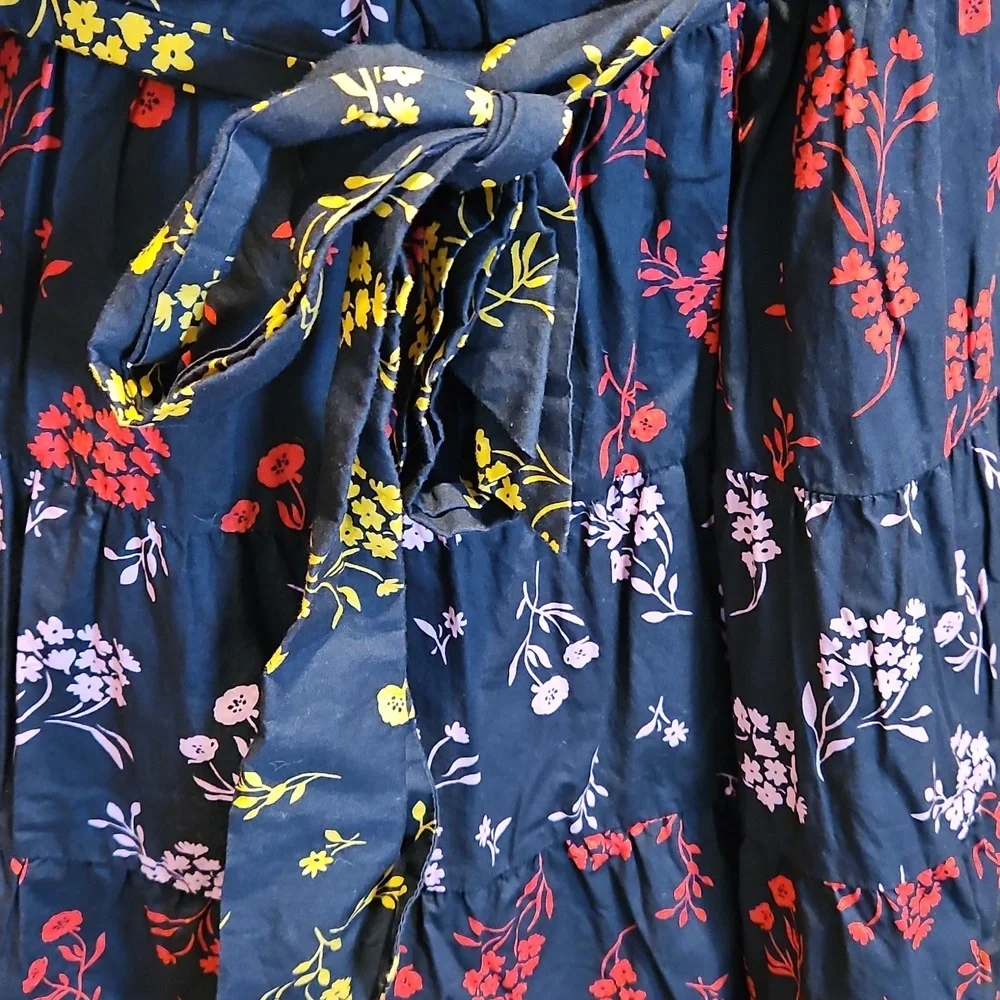 Boden Floral Long Sleeve Dress with Belt - Picture 3 of 8